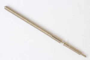 Winding stem Albero di carica tige Longines 17L 37.9ABC NOS - Foto 1 di 1