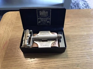Vintage 1930s Wilkinson Sword Empire Razor - Complete Set with Original Box - Picture 1 of 10