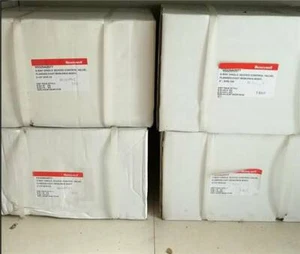 1PC Honeywell Honeywell V5329A2077 electric three-way valve New - Picture 1 of 1