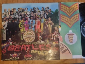 THE BEATLES - Sgt Pepper LP 1967 Parlophone Stereo First UK Pressing - Picture 1 of 13