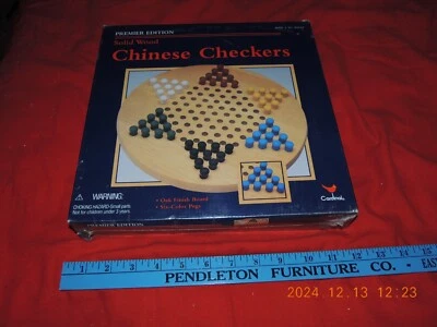 Damas chinas de madera maciza Cardinal Industries edición Premier Foto 1 de 2