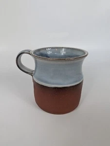 Tazza caffè Denis Vibert pino forno Sullivan Maine ceramica blu marrone - Foto 1 di 7