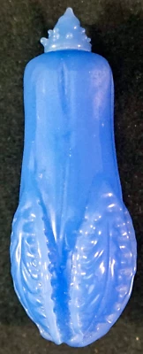 Botella de tabaco de vidrio azul de Pekín con forma de repollo Foto 1 de 4