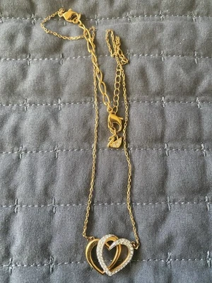 Colgante Swarovski Doble Corazón - Oro Amarillo Foto 1 de 4