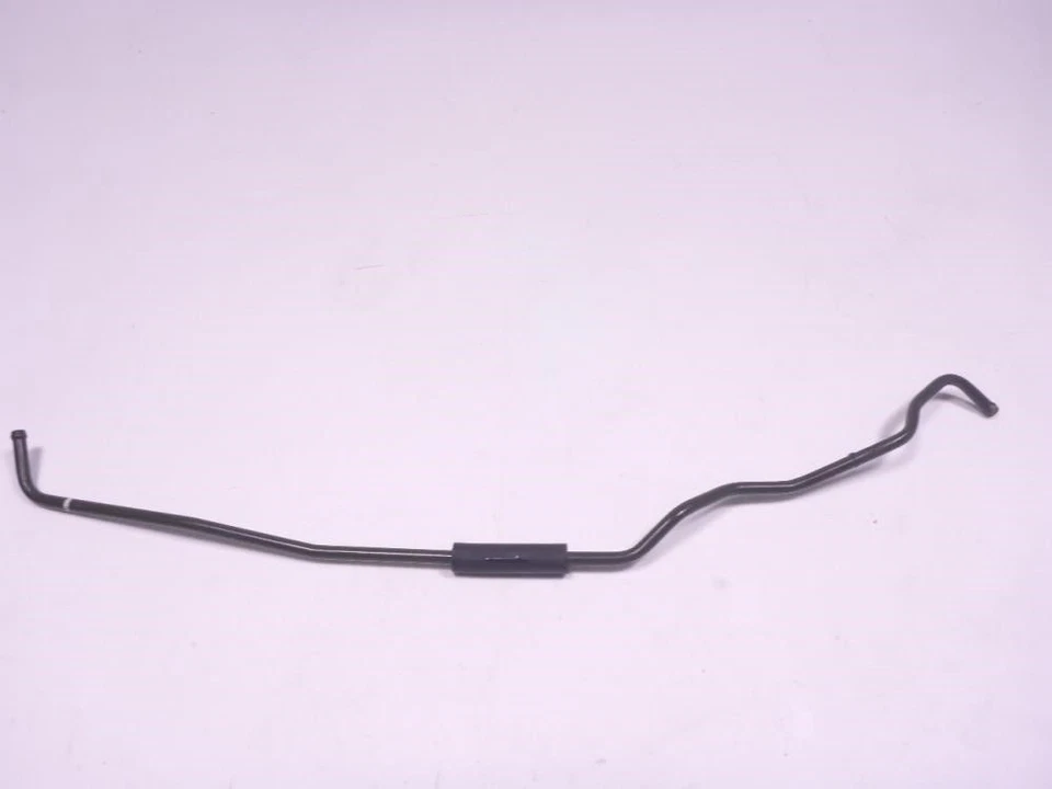 Жесткий шланг топливного насоса 07 Suzuki Bandit GSF1250S - Изображение 1 из 4