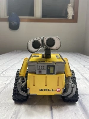 Disney Pixar Wall-e Thinkway Juguetes Transformando Wall-e Robot Foto 1 de 4