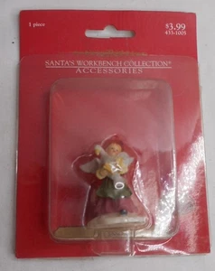 Villa de Navidad 1999 Figura Taller de Papá Noel Pareja Alimentando Pájaros 2" de Alto - Imagen 1 de 2