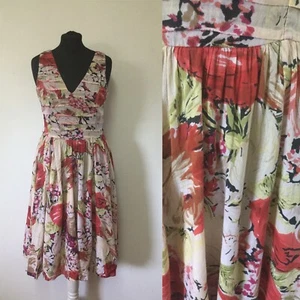 Floral Cotton Sun Dress Size 10 Fitted Soft Red Green Dress Feminine - Picture 1 of 5