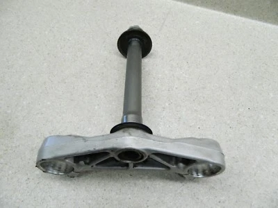 05 Honda ST1300A VÁSTAGO DE DIRECCIÓN HORQUILLA ABRAZADERA INFERIOR TRIPLE ÁRBOL YUGO Foto 1 de 3