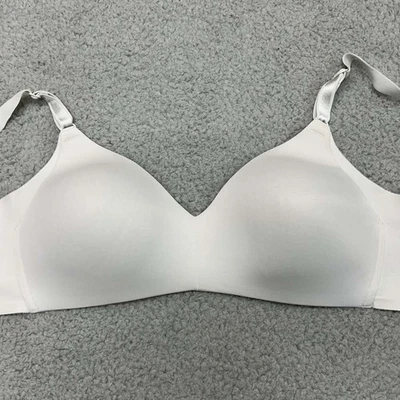 Warners Bra 40B T-Shirt Bra 01056 No Side Effects Wireless - Image 1 of 4