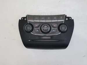 Klimabedienteil Fiat FREEMONT 5RG441X9AA K6MP781X9AA 05-2015 - Bild 1 von 3