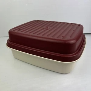 Vintage Tupperware Burgundy Large Bread Storage Container Retro 1469 & 1470 - Foto 1 di 18