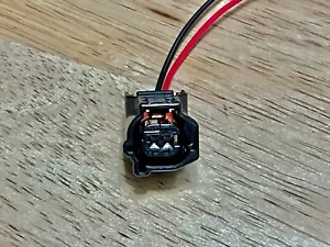 Ambient Outside Air Temperature Sensor connector for 2018-2019 Toyota Prius C - Picture 1 of 4