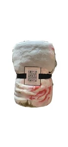 NWT Victoria Secret PINK Sherpa Blanket Floral Retail $68 - Picture 1 of 2