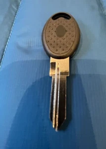 Llave Vespa en blanco - del vendedor del Reino Unido - Imagen 1 de 9