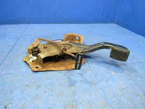 Conjunto de pedal de freno eléctrico de emergencia para estacionamiento 92-96 Ford F150 F250 F350 Bronco 7088 - Imagen 1 de 5