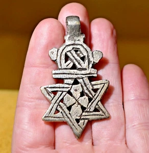 Auténtico colgante de metal etíope estrella de David hecho a mano de Etiopía, África - Imagen 1 de 4