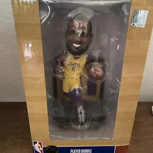 🏀 LeBron James “Framed Jersey” Bobblehead Lakers NBA FOCO *New in Box* 🏀 - Picture 1 of 3