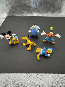 5 Disney Plastic Cake Toppers - Picture 1 of 5
