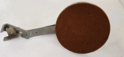 *Slingerland Red-Felt External Bass Drum Muffler Radio King Clamp-On Hoop-Mount* - Image 1 of 4