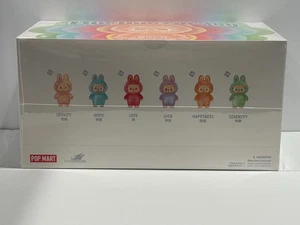 Authentic Popmart monsters big into energy series-vinyl plush sealed box - Foto 1 di 3
