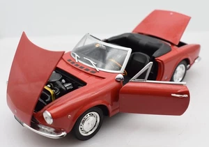 Modellino auto ALFA ROMEO GIULIETTA SPIDER 1:24 diecast modellismo collezione - Imagen 1 de 5