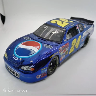 Coche diecast Action Racing Jeff Gordon DuPont Pepsi 24 Chevrolet Monte Carlo 1:24 Foto 1 de 4