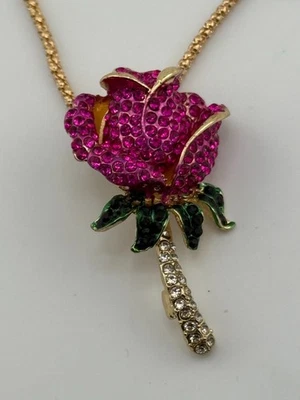 Betsey Johnson Rosa Rosa Flor Colgante Collar Estrás Tono Dorado NUEVO Foto 1 de 4
