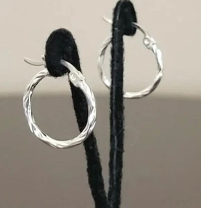 Erick's Sterling Silver 5/8 In. Wide Diamond Cut Desing Hoop Earrings Taxco.925 - Picture 1 of 4