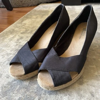 WHITE MOUNTAIN Black Canvas Espadrille Wedge Peep Toe Sandals Women’s Size 7 M - Image 1 of 4