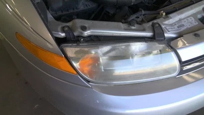 Passenger Corner/Park Light Side Marker Fits 00-02 SATURN L SERIES 283443 - Image 1 of 4