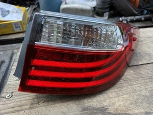 Lexus ES350 2013-2015 Tail light Rear Outer Right Passenger Side Oem used - Picture 1 of 3