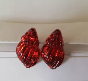 Red Glittery Seashell Stud Holiday / Beach Earrings - Picture 1 of 5