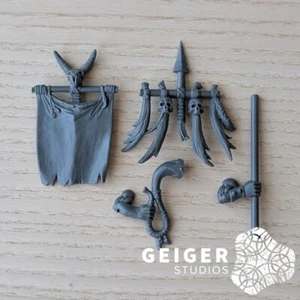 WFB Warhammer Fantasy Battles Orcs and Goblins Mob Bits | Horn and Banner Set - Foto 1 di 1