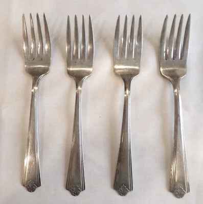 Placa de plata DS, patrón no identificado.  Tenedores para ensaladas Foto 1 de 4