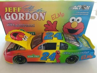 JEFF GORDON 2002 ELMO SESAME STREET FOUNDATION 1/24 RCCA CLUB CAR BANK 1/2,004 - Image 1 of 4