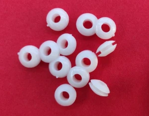 Kabel-Durchgang Tüllen 5 mm Kabeldurchführung Gummi Schutz Ring 12 Stück weiß - Bild 1 von 9