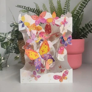 Tarjeta Mariposa - 3D - Diseño Abstracto - Tarjeta de Felicitación - Imagen 1 de 7