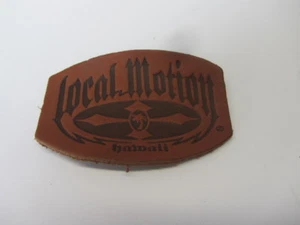 Vintage Local Motion Hawaii Surf Surfen LEDER PATCH - Bild 1 von 3