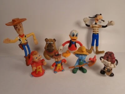 Lote de 8 figuras de juguete coleccionables, Disney Cowboy Andy, Bulldog, Dnld Duck y más Foto 1 de 4