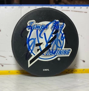 Brad Richards - Autographed Puck - Tampa Bay Lightning Hand Signed - Picture 1 of 2