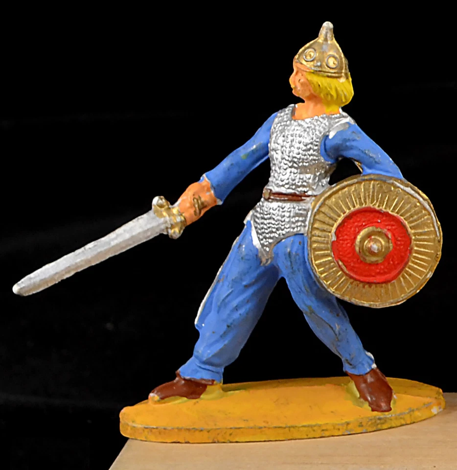 Jim - Gália com Espada e Escudo - soldado de brinquedo pintado vintage década de 1970 60mm - Imagem 1 de 1