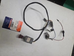 Vintage FLARESTAT 105 Accessory Emergency 4 way FLASHER GM Chevy Buick Ford - Picture 1 of 7