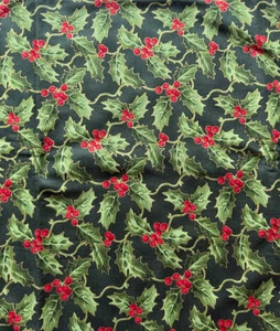 2 yds x 44” Christmas Holly, Red Berries Gold Cotton Fabric Maywood Studios - Picture 1 of 6