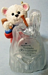 Hallmark Ornament 1991 BEARY ARTISTIC - Picture 1 of 11