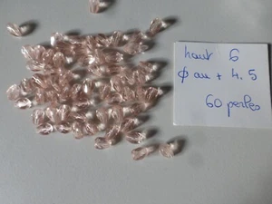 lot de 60 perles ancienne en cristal forme poire goutte à facettes rose SUPERBE - Imagen 1 de 3