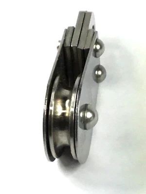 ALLEN BRADLEY Allen-Bradley 440E-A13205A Guardmaster Stainless Steel Inside Corner Pulley