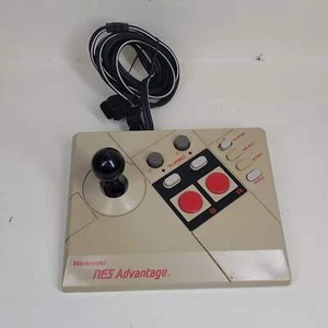 Nintendo NES Advantage Joystick Controller Cablato NES-026 Grigio - Foto 1 di 5