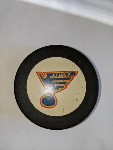 St. Louis Blues 1988-89 NHL official game puck SGA ARBY'S NICE COND BRETT HULL Cover