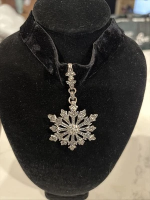 Gargantilla de terciopelo colgante de copo de nieve de plata de ley 925 gótica vintage Tailandia Foto 1 de 4